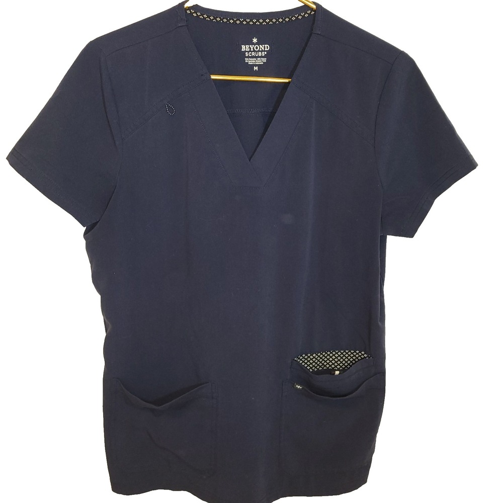 NWOT Beyond Scrubs Navy Blue Scrubs V-Neck Stretchy Womens Med Stylish Pockets